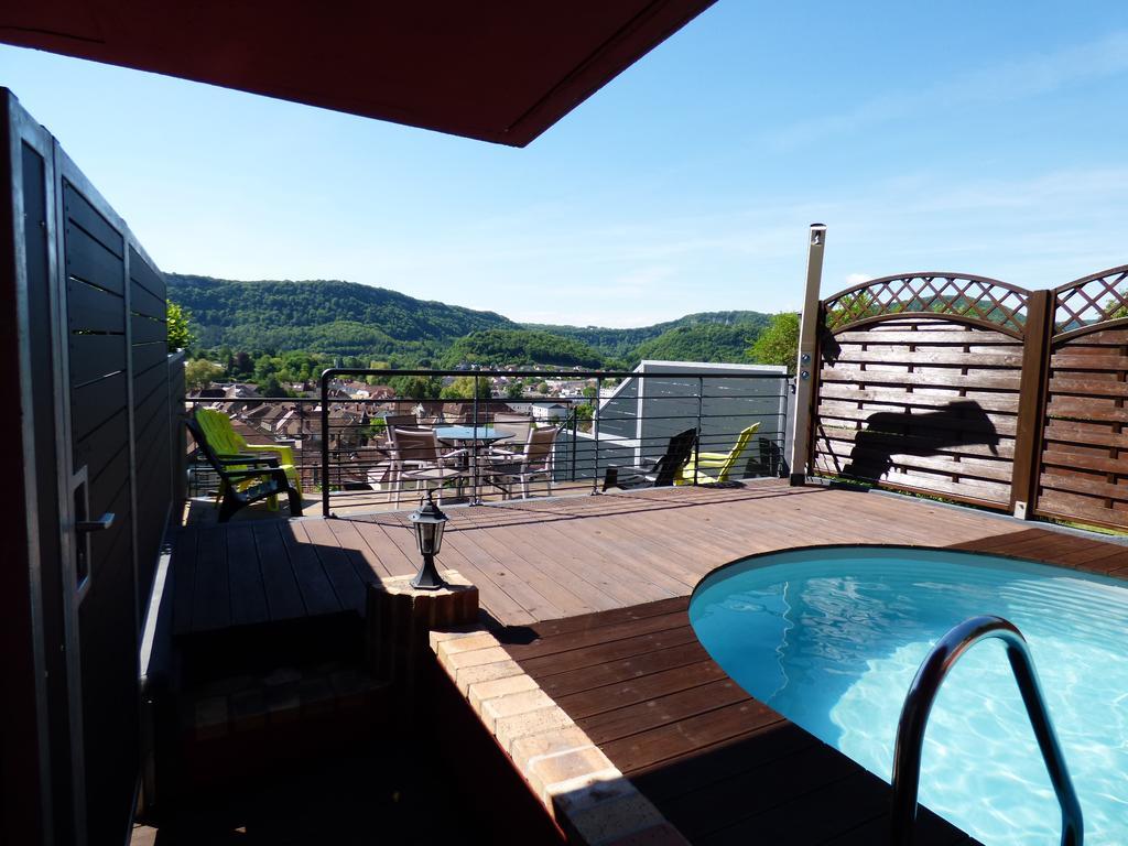 Bed and Breakfast La Colline Aux Yeux Doubs Бом-ле-Дам Екстер'єр фото