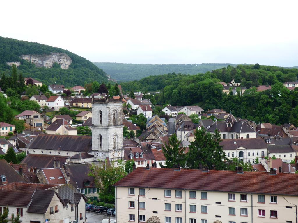Bed and Breakfast La Colline Aux Yeux Doubs Бом-ле-Дам Екстер'єр фото